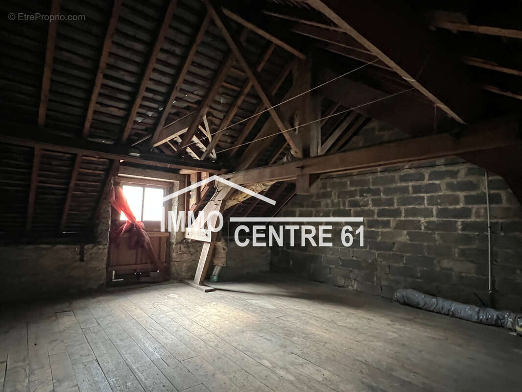 Maison à LA FERTE-MACE