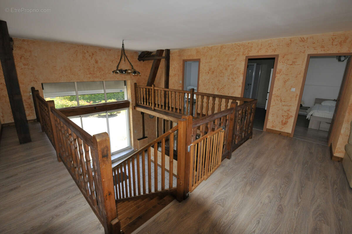 Maison à SAINT-HILAIRE-BONNEVAL