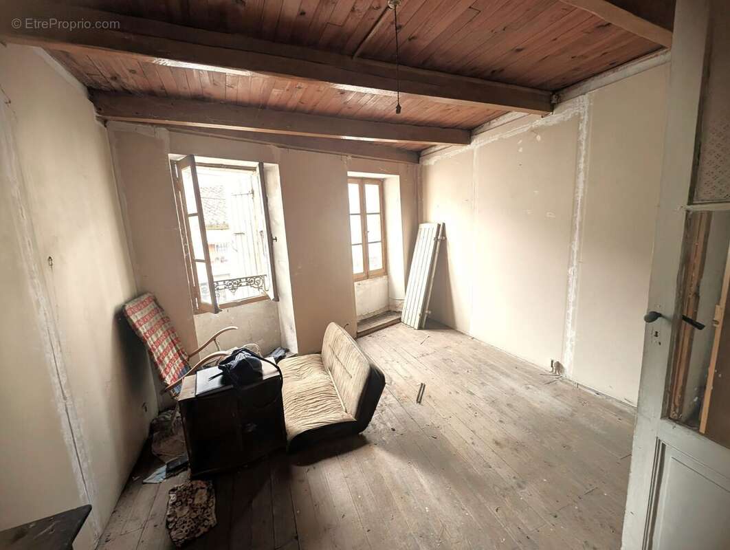 Maison à FUMEL