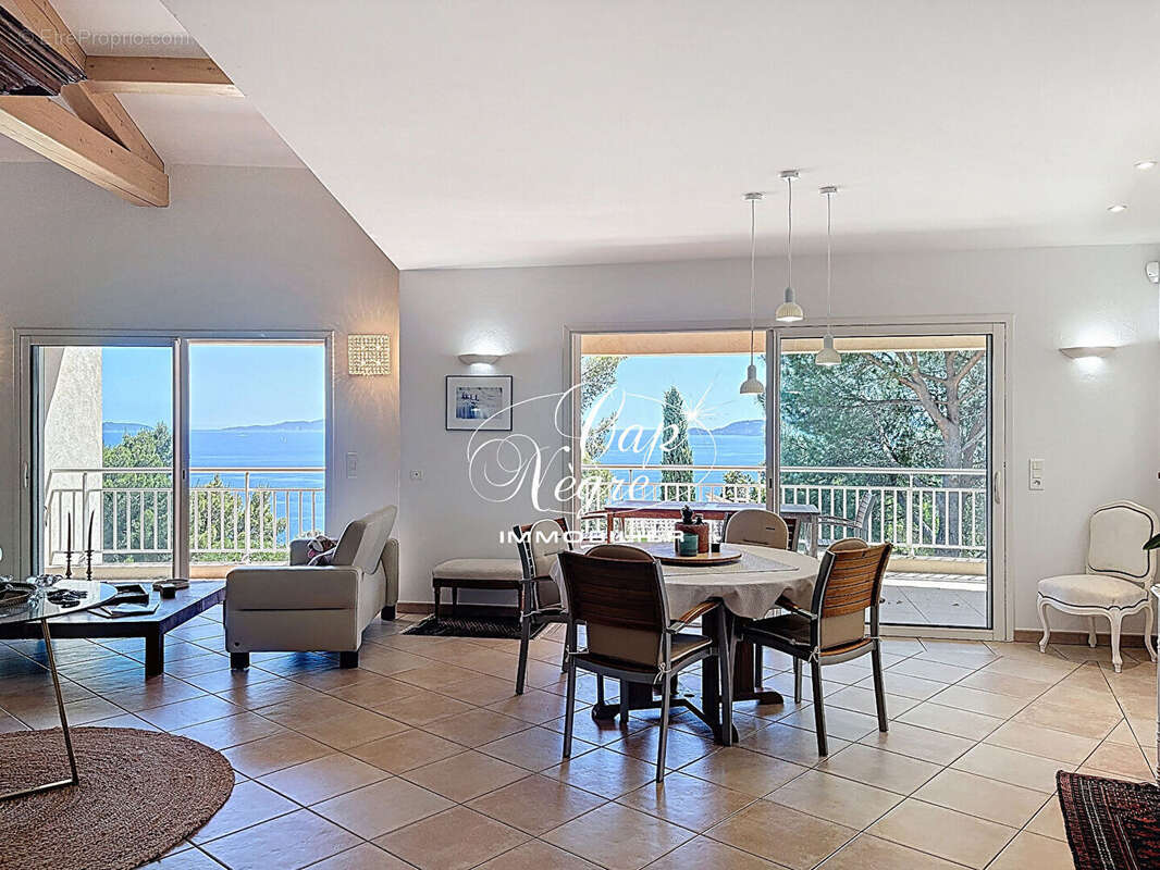 Maison à LE LAVANDOU