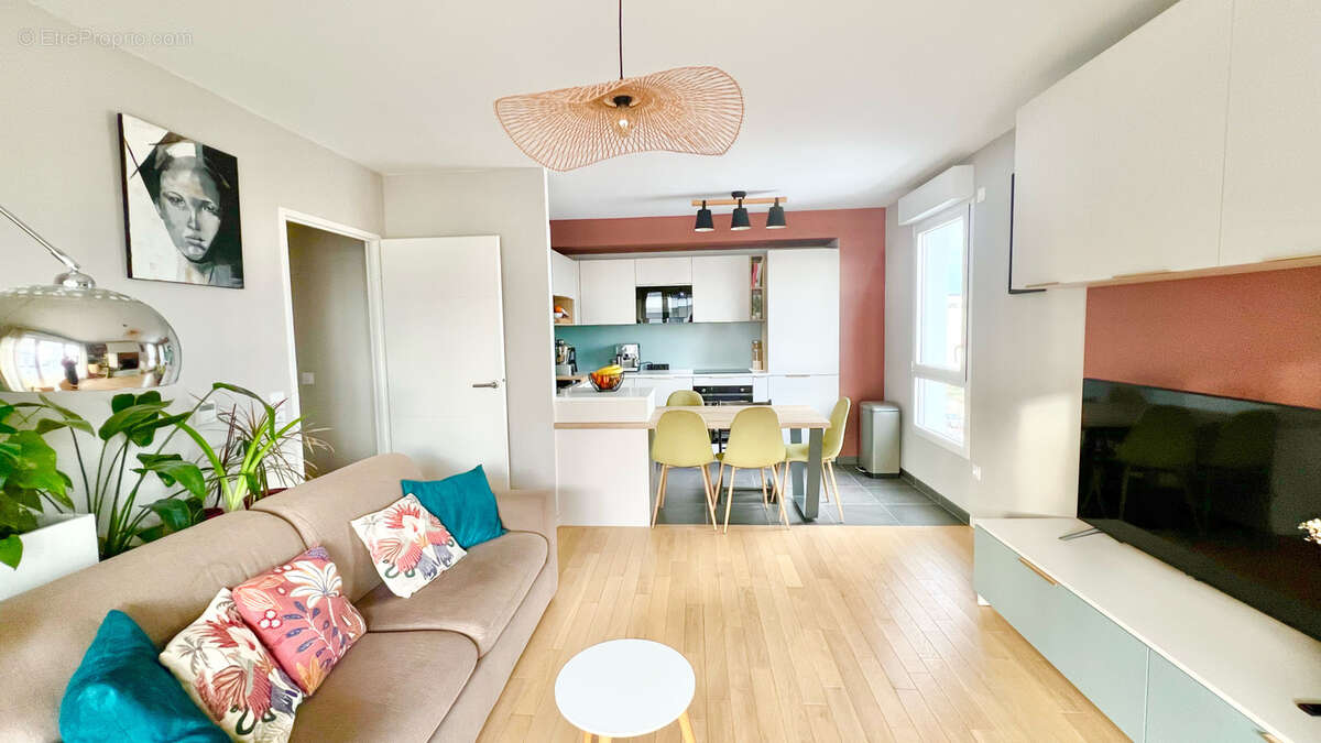 Appartement à RUEIL-MALMAISON