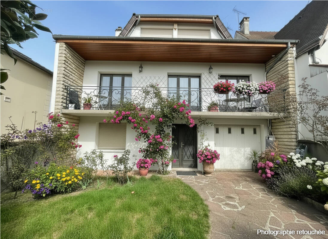 Maison à CARRIERES-SUR-SEINE