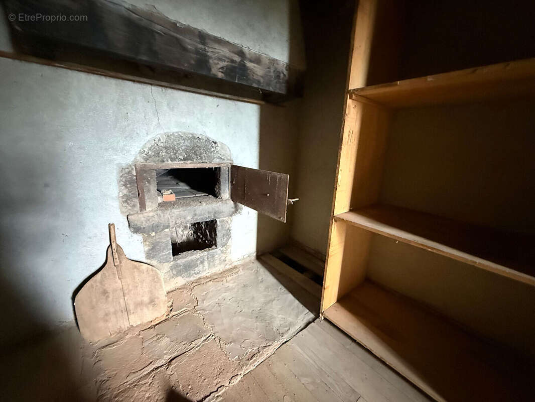 Maison à SAINT-JUST-EN-CHEVALET