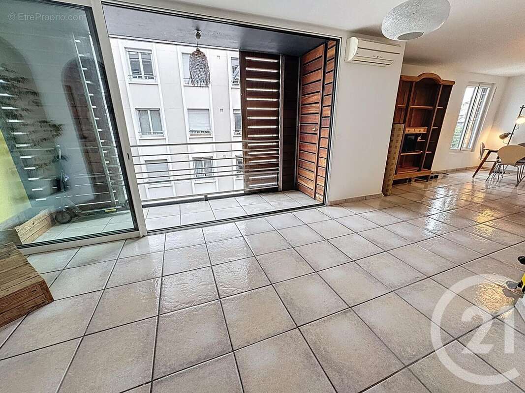 Appartement à LYON-7E