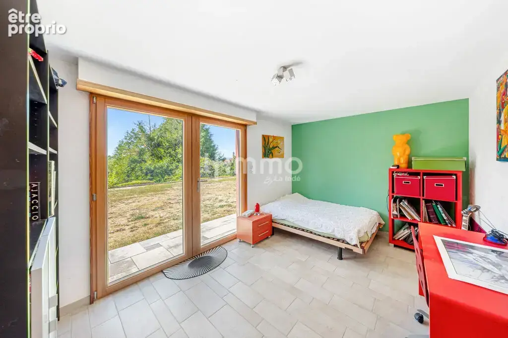 Maison d'exception et son vaste jardin arboré - photo 11