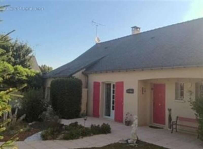 Maison à FENEU