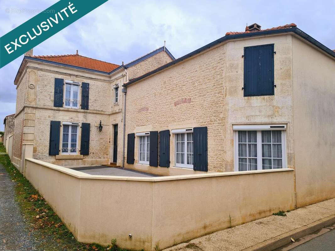 Photo 2 - Maison à NALLIERS