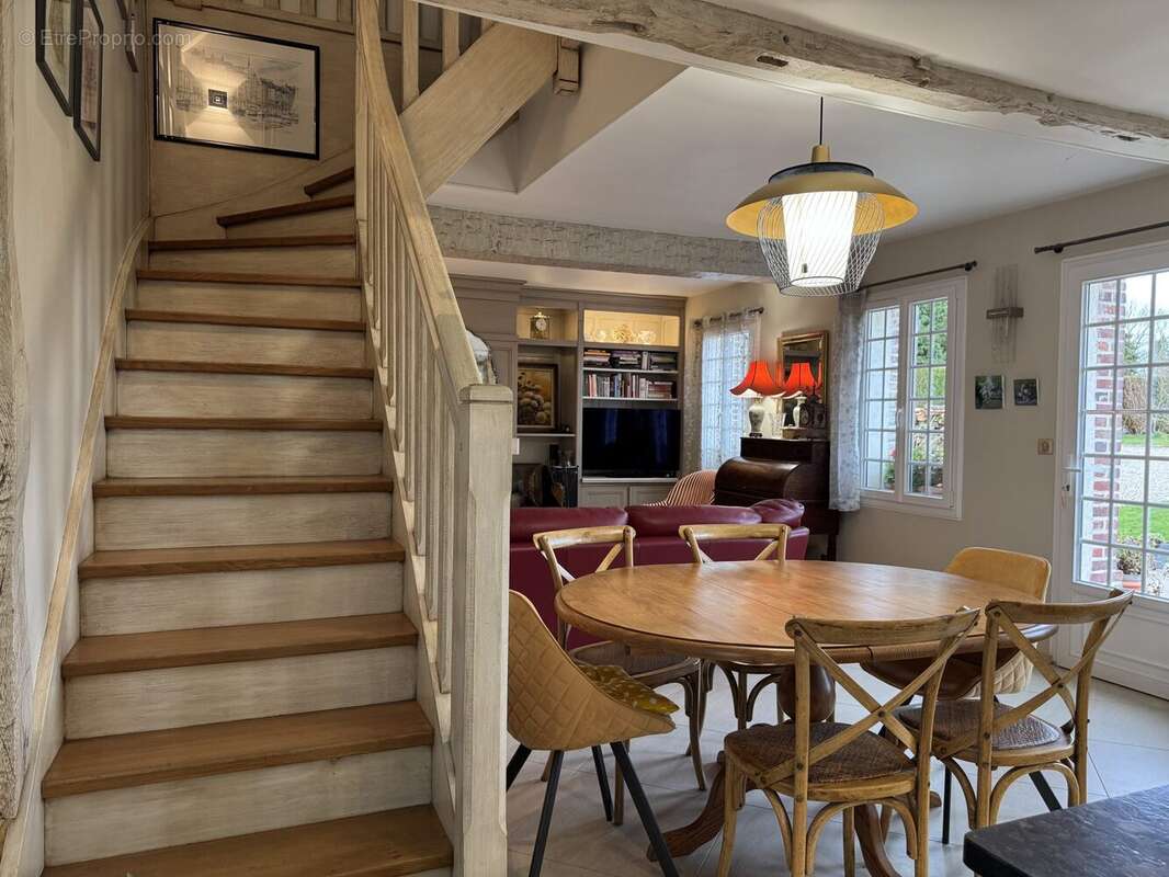 Maison à LA HAYE-MALHERBE