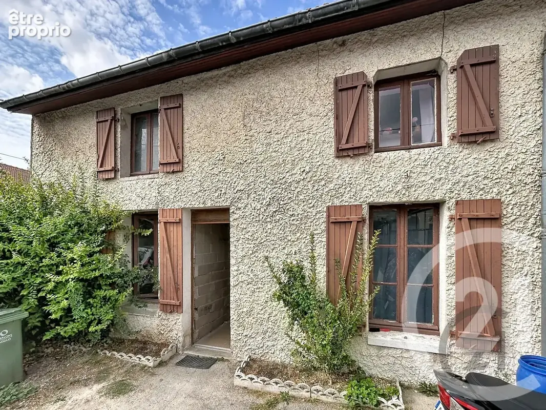 Maison 4 pièces 137 m² à vendre à Fagnieres (51510) - photo 2