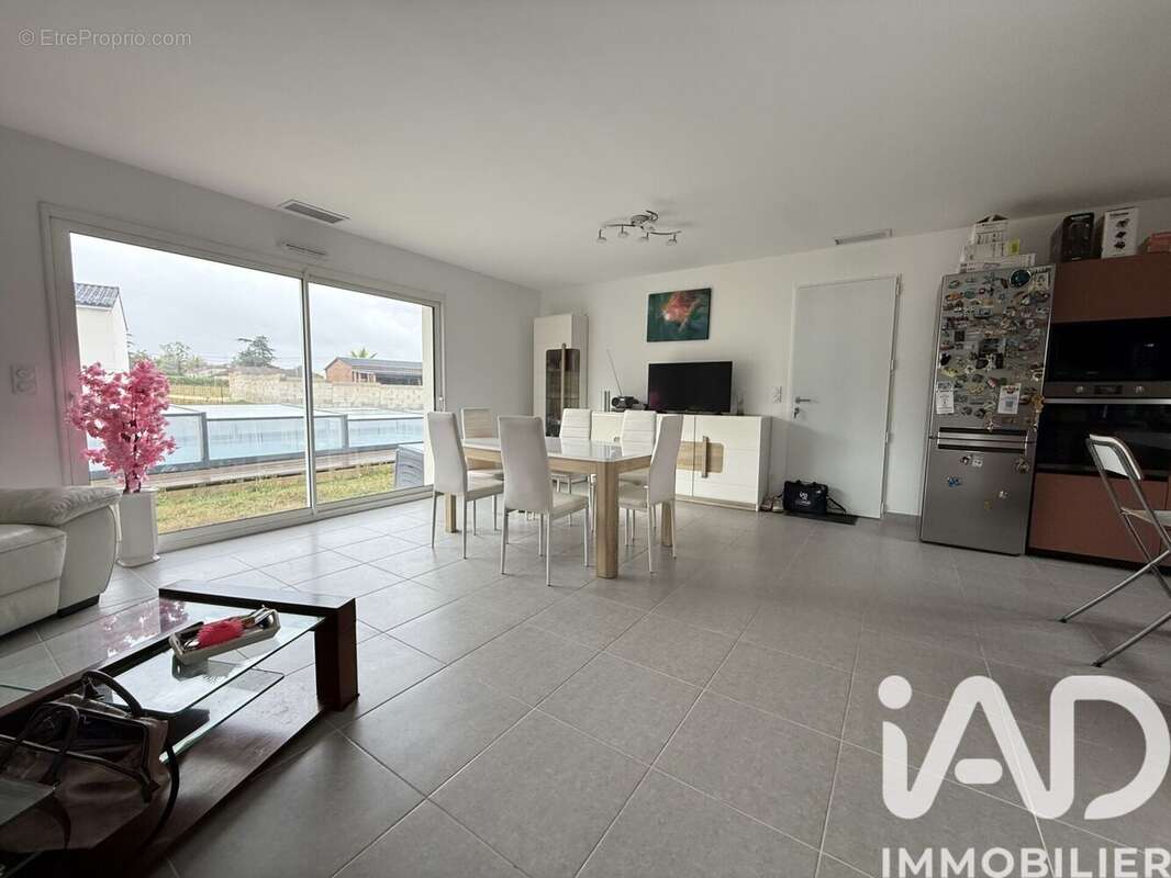 Photo 2 - Maison à CLAM