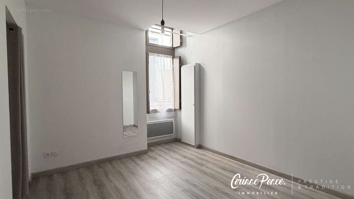 Nimes centre ecusson superbe p5 de 123 m2 avec balcon dans immeuble de charme propose par corinne ponce immobi - photo 8