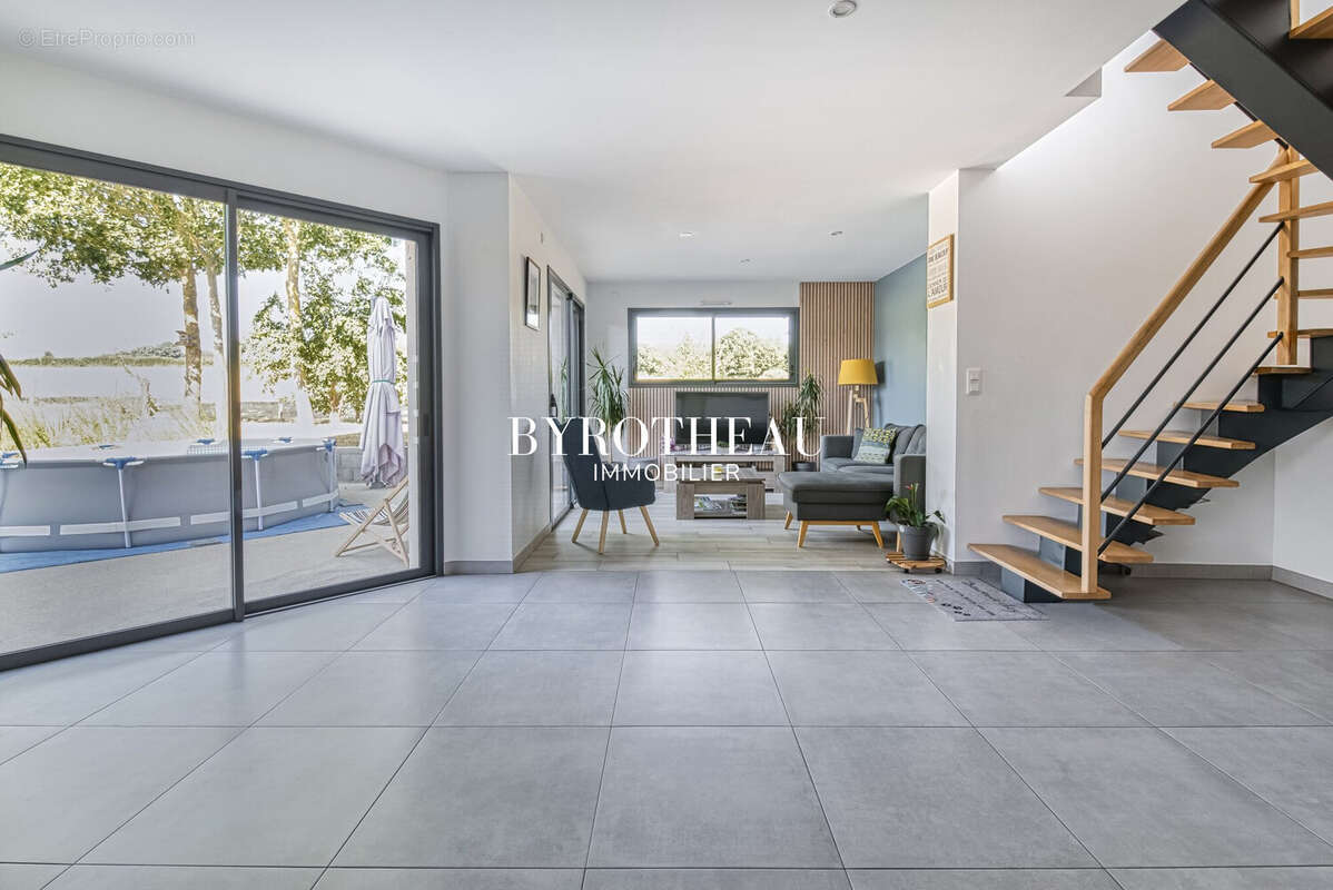 Maison 122 m² à Sceaux-D'anjou  - photo 4