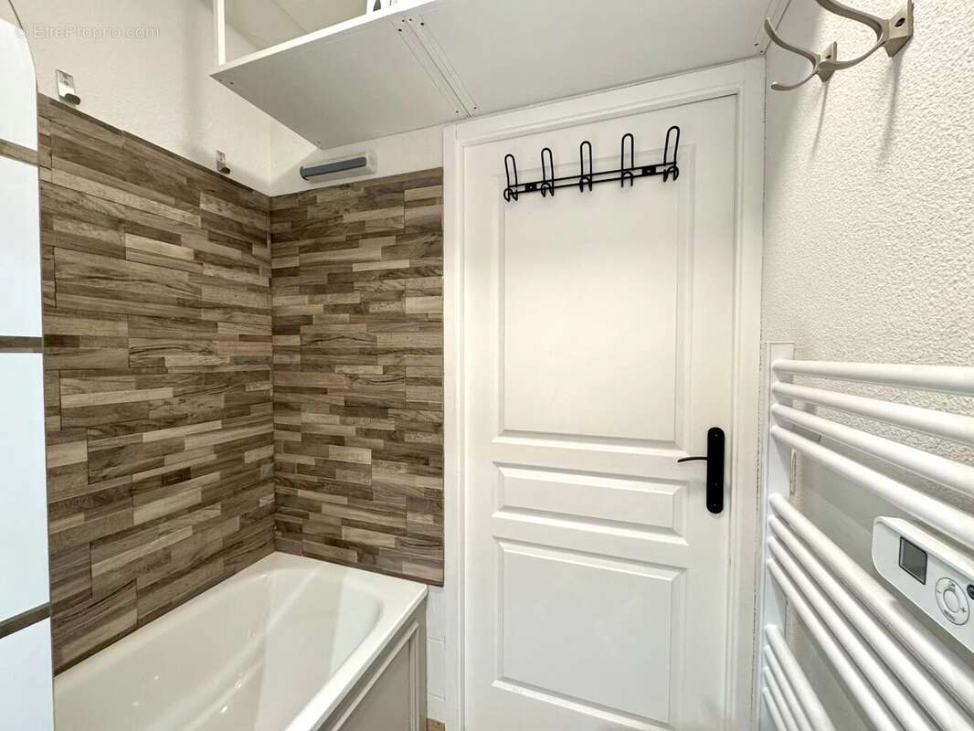 Appartement à AVRIEUX