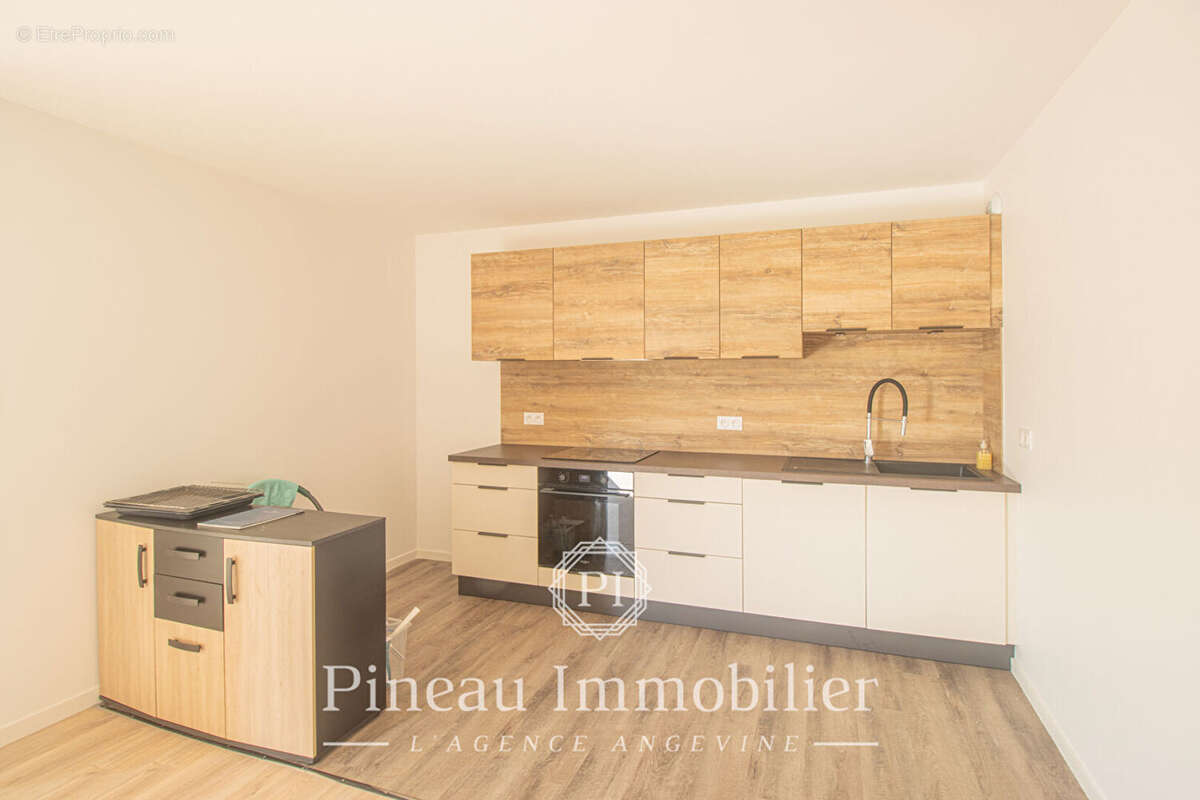 Appartement à LES PONTS-DE-CE