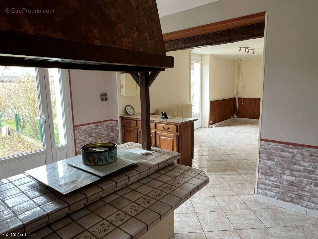 Maison à VILLEFAGNAN