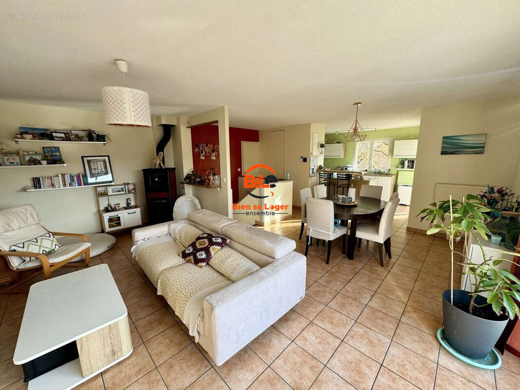 Maison familiale 4 chambres BSLE Cébazat Immobilier - Maison à CEBAZAT