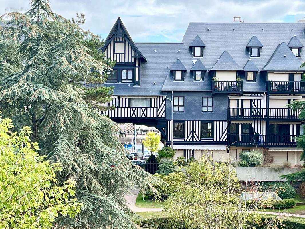 Appartement à DEAUVILLE