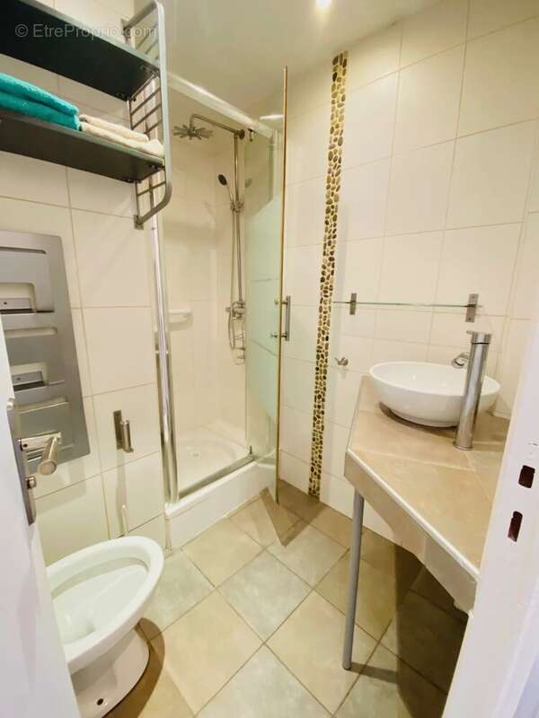 Appartement à MARSEILLE-3E