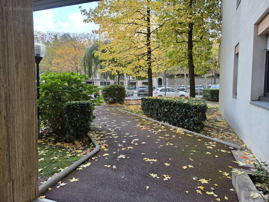 Appartement à SAINT-ETIENNE