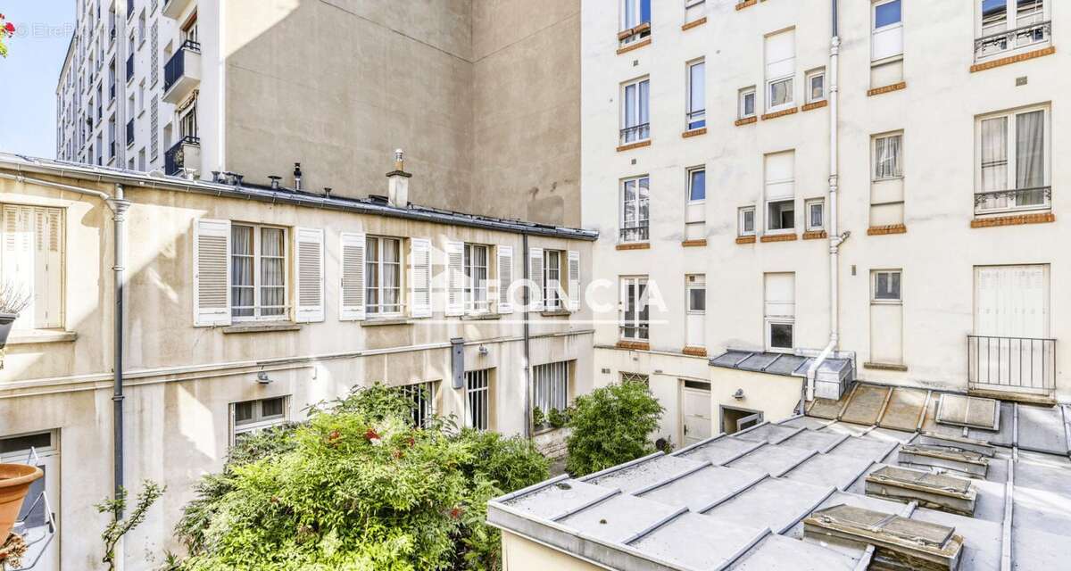 Appartement à PARIS-7E