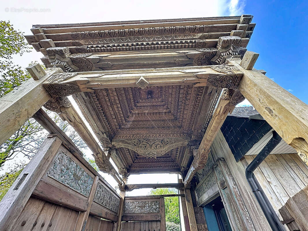 Maison à LOGONNA-DAOULAS