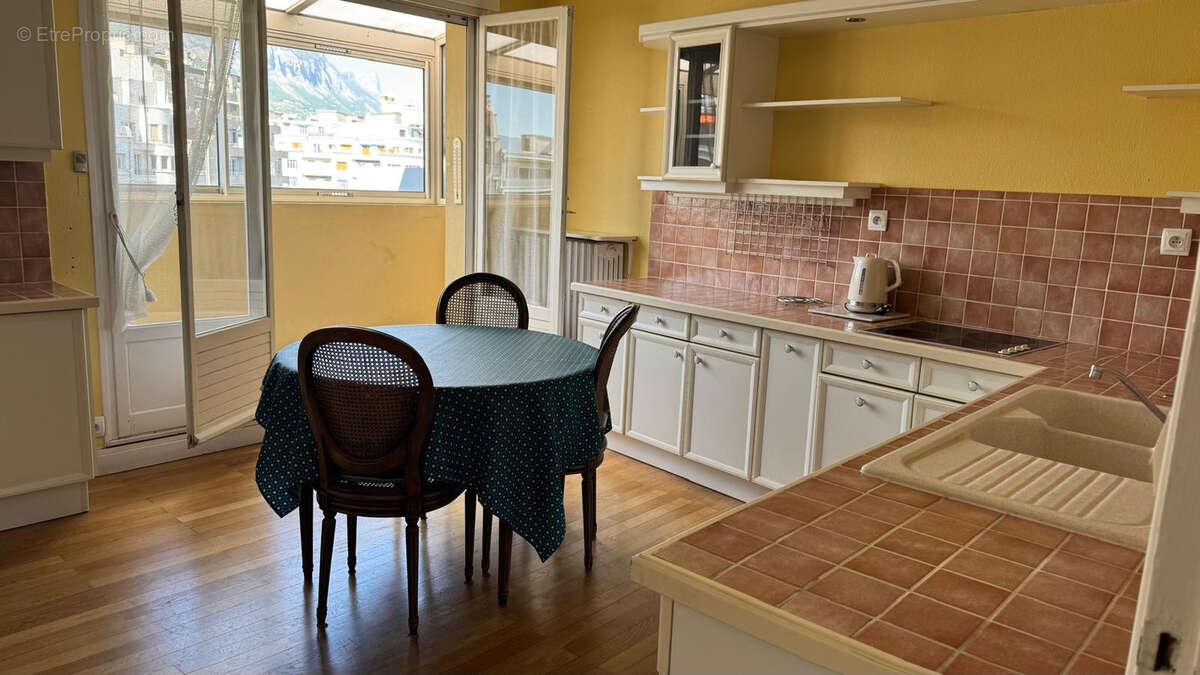 Appartement à GRENOBLE