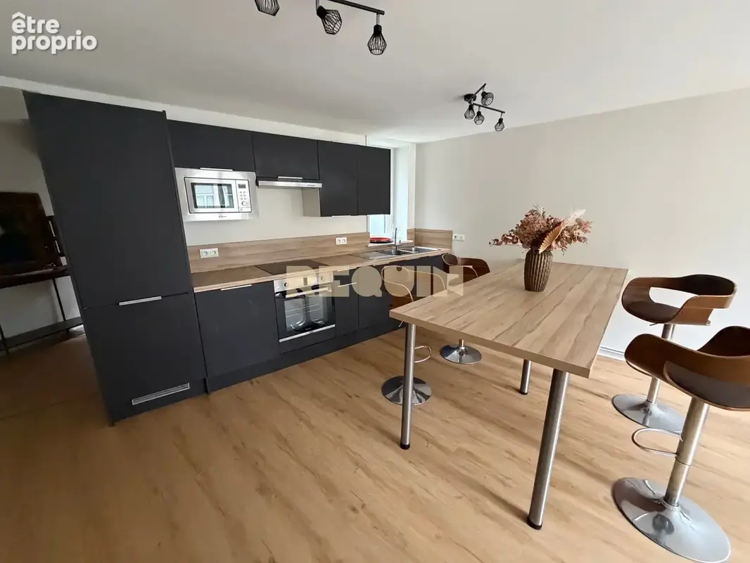 Appartement 101 m² à Lille  - photo 2