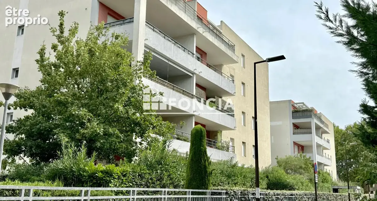 Avignon - Appartement T2 de 32 m² au rez-de-chaussée, avec terrasse et parking, dans une résidence récente et sécurisée - photo 8