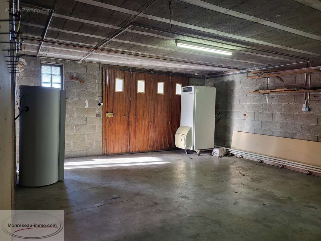 Maison à PONT-DE-VAUX