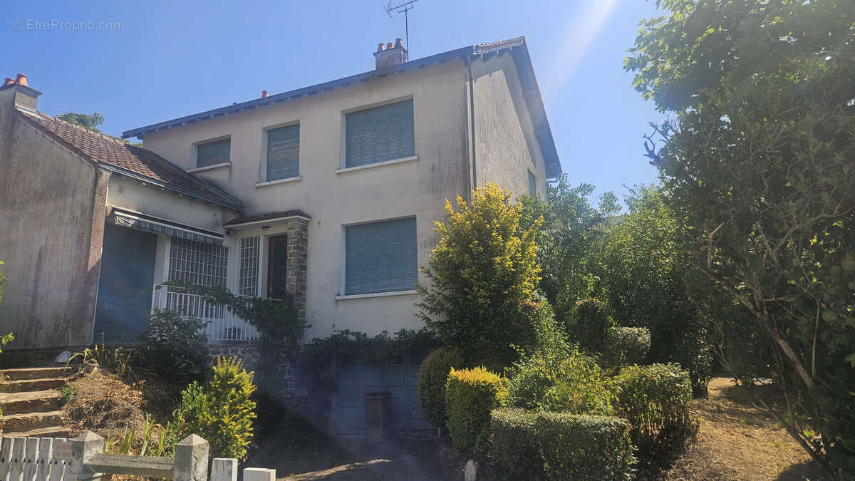 Maison en centre ville - photo 2