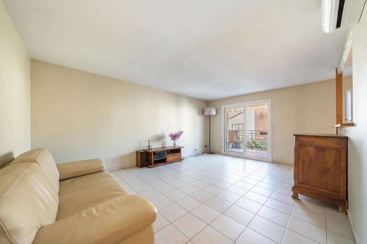 Appartement T4 de 90m² avec Garage à Fréjus - photo 5