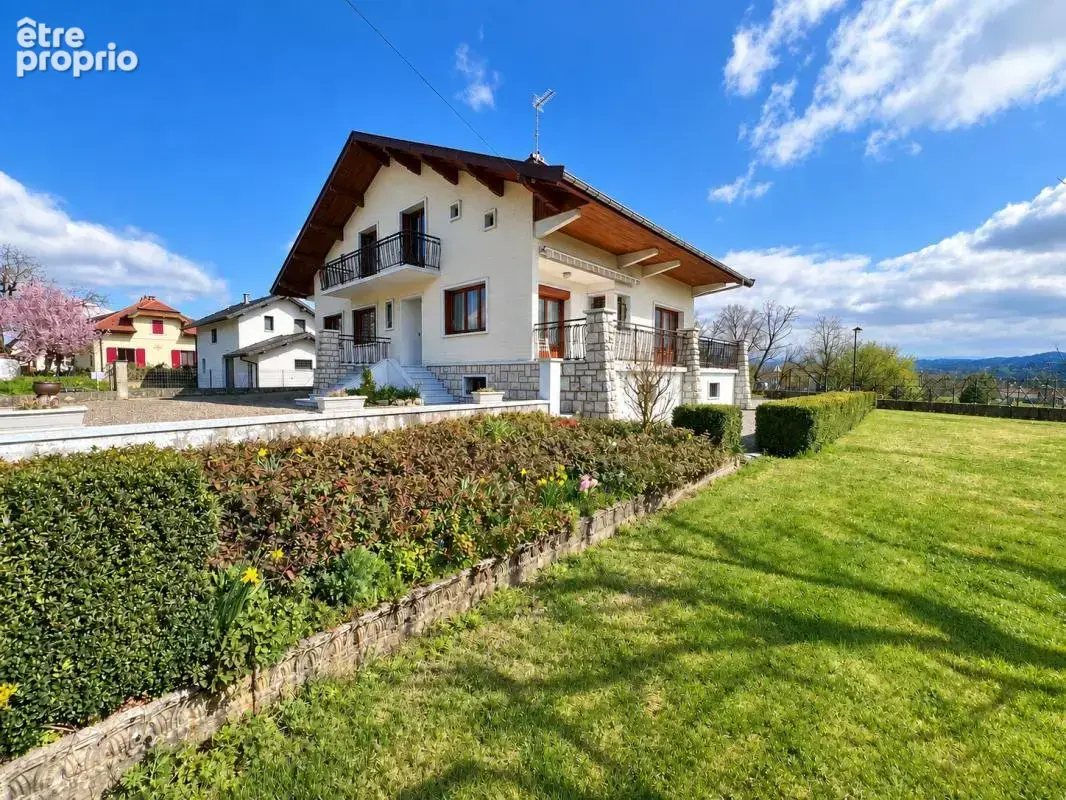 Maison à VALLIERES