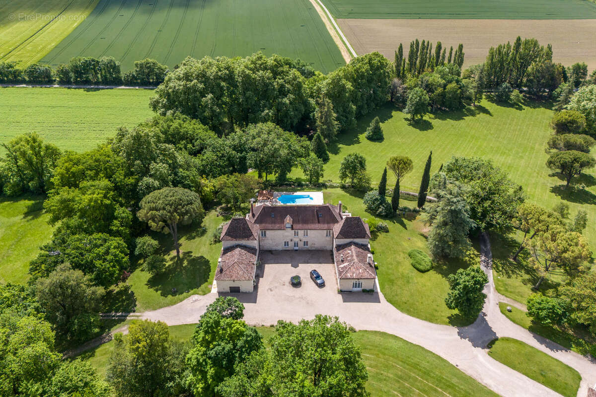 Maison à BAGAT-EN-QUERCY