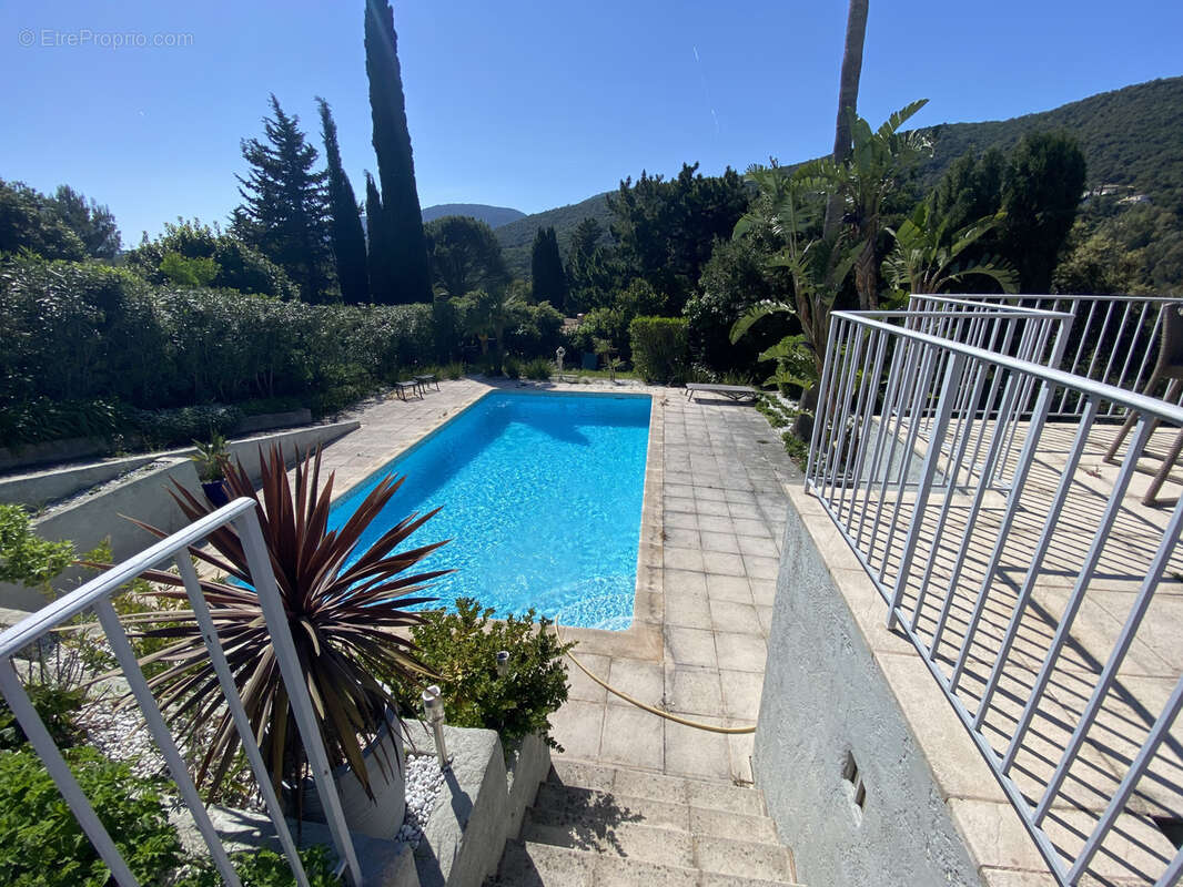 Maison à LA CROIX-VALMER