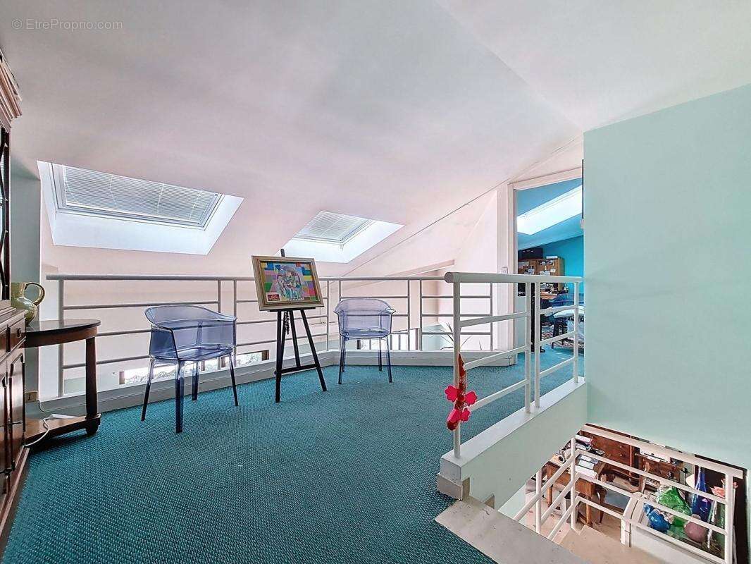 Cannes – quartier oxford _ duplex lumineux avec terrasse _ piscine - photo 10