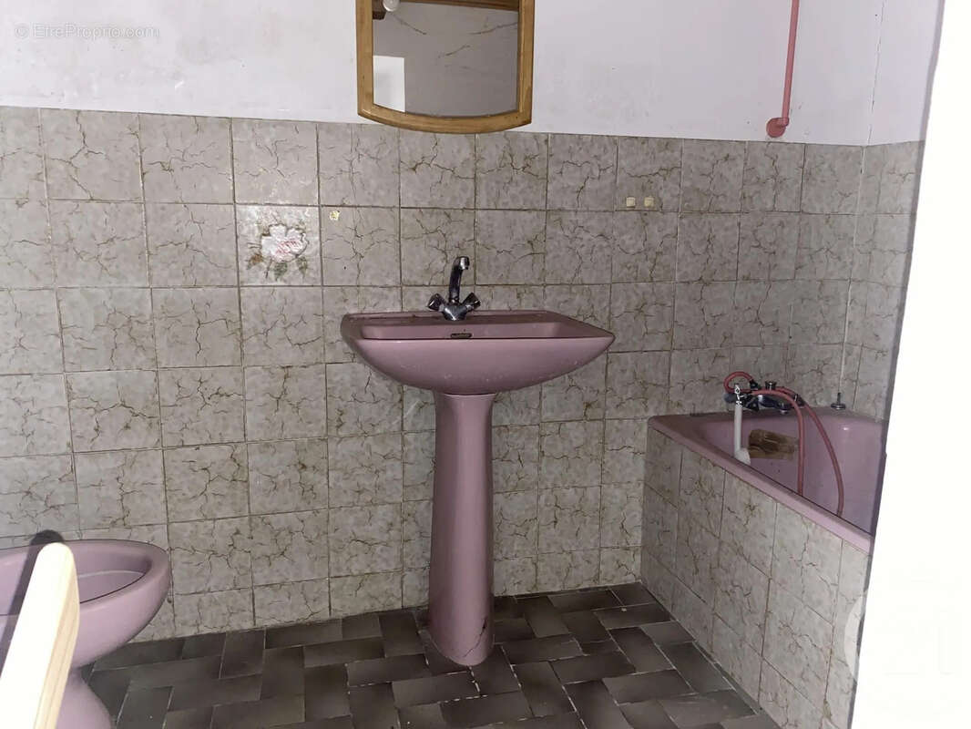 Maison 5 pièces 86 m² à vendre à Savigny-En-Revermont (71580) - photo 6