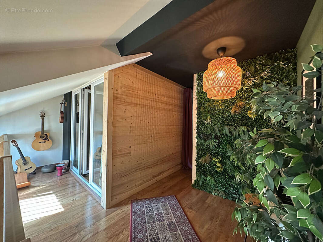 Appartement à ALBERTVILLE