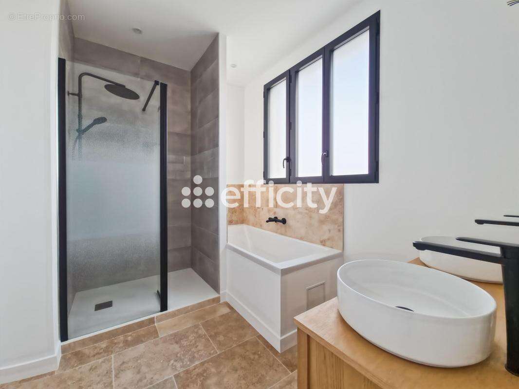 Maison à LA ROCHELLE