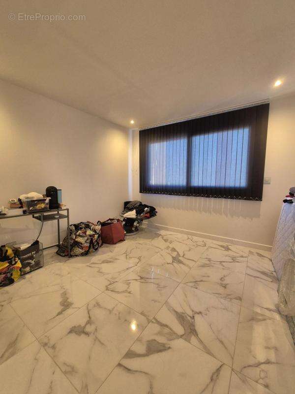 Appartement à MARSEILLE-14E