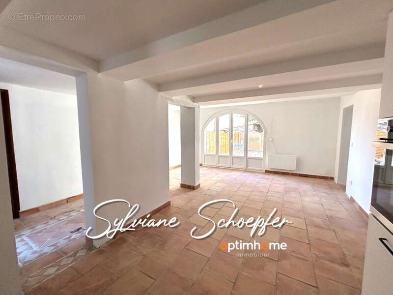 Appartement à BOLLENE