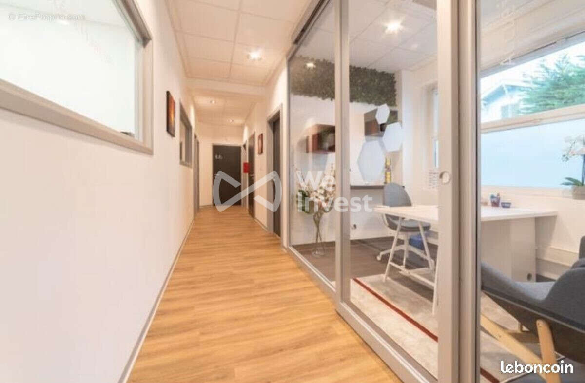 Commerce 400 m² à Mulhouse  - photo 3