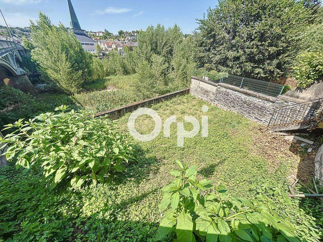 Appartement à BRIVE-LA-GAILLARDE