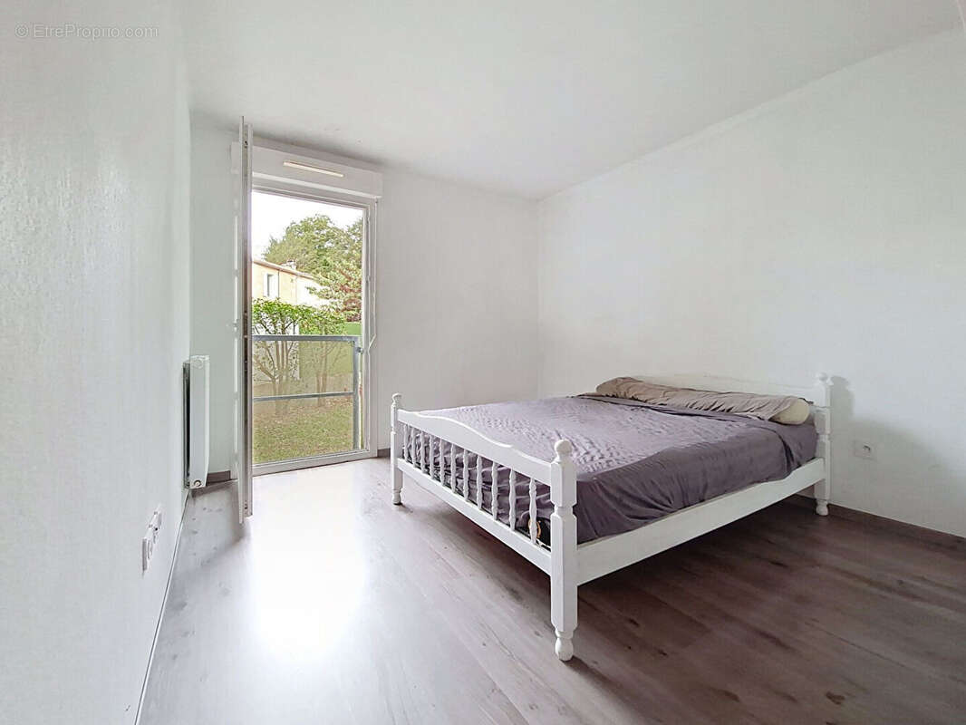 Appartement à VILLENAVE-D'ORNON