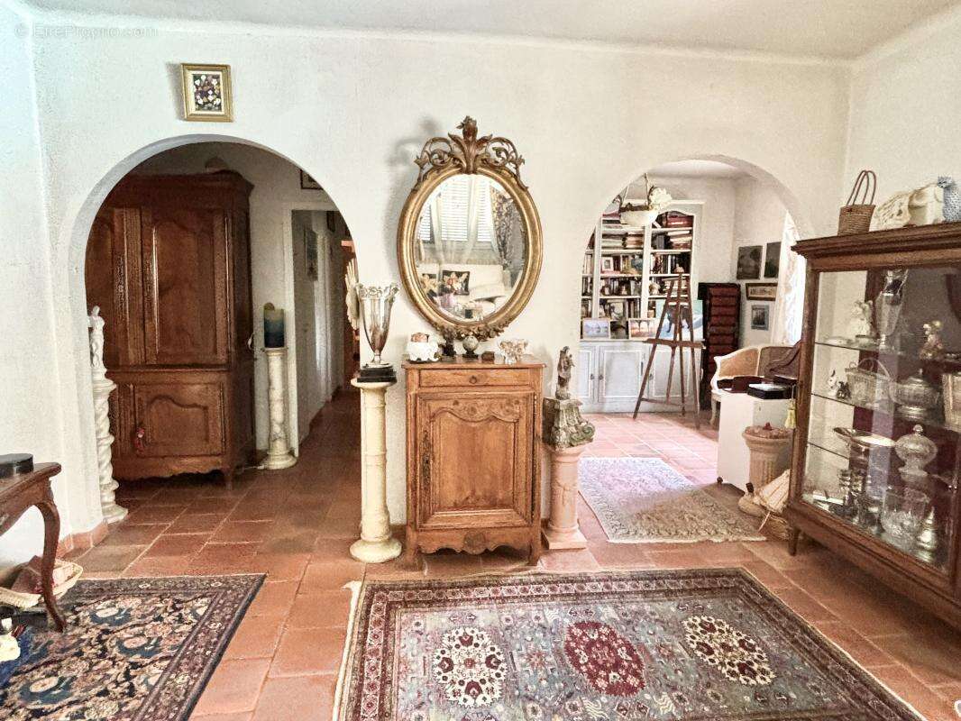 Maison à CARNOUX-EN-PROVENCE