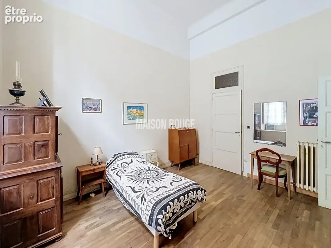 Appartement T4 de caractère  avec grands volumes au coeur de Saint-Malo Intra-Muros - photo 13