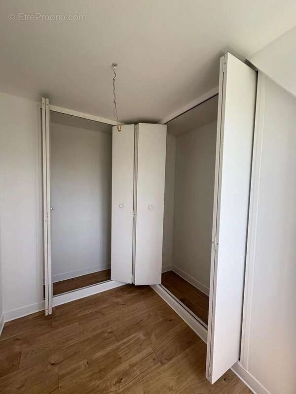 Maison à SAINT-NOM-LA-BRETECHE