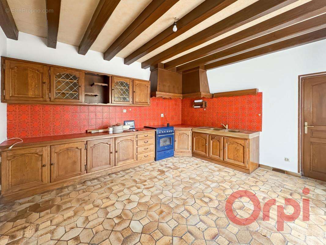 Maison à SAINT-AMAND-MONTROND