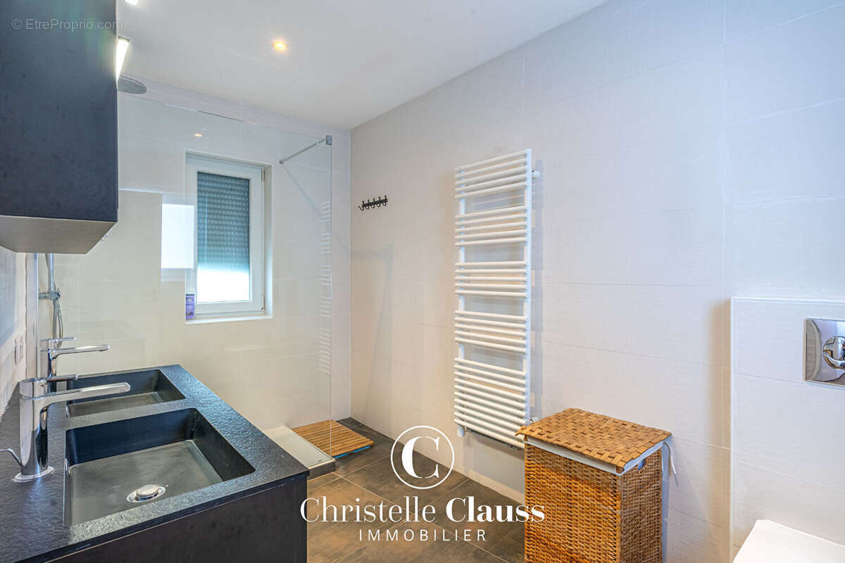 Appartement à RHINAU