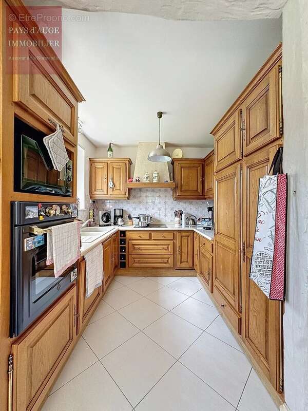 Maison à SAINT-PIERRE-SUR-DIVES