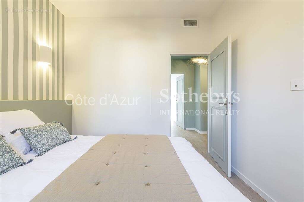 Nice Port appartement 3 pièces 51 m2 rénové 2 chambres climatisation investissement locatif - photo 19